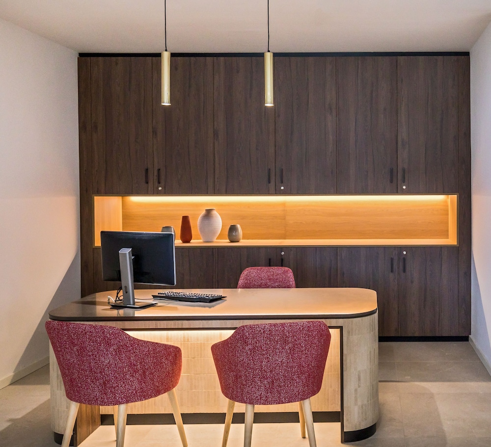 Barceló Lanzarote Royal Level — Hotel building in Costa Teguise, Canary Islands