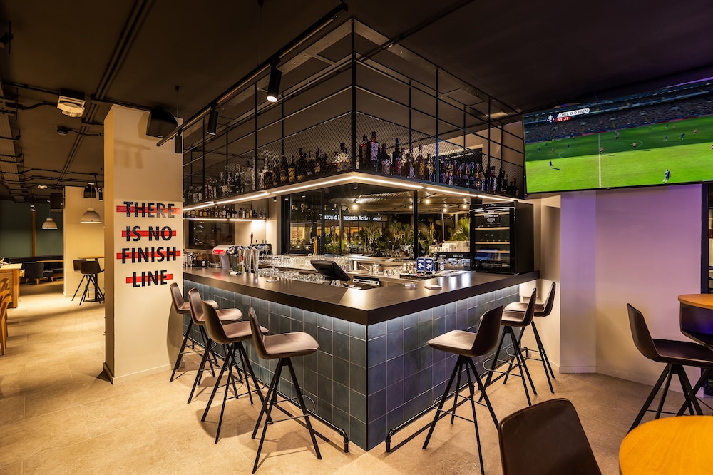 Barceló Lanzarote Royal Level — Restaurant & bars in Costa Teguise, Canary Islands