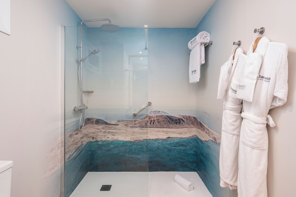 Barceló Lanzarote Royal Level — Hotel rooms in Costa Teguise, Canary Islands