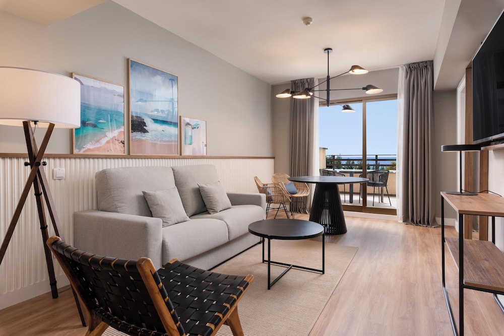 Barceló Lanzarote Royal Level — Hotel rooms in Costa Teguise, Canary Islands