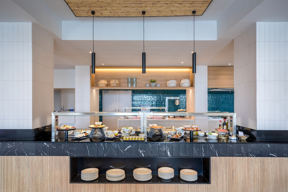 Barceló Lanzarote Royal Level — Restaurant & bars in Costa Teguise, Canary Islands