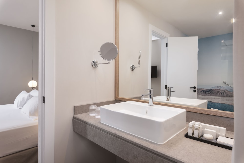 Barceló Lanzarote Royal Level — Hotel rooms in Costa Teguise, Canary Islands
