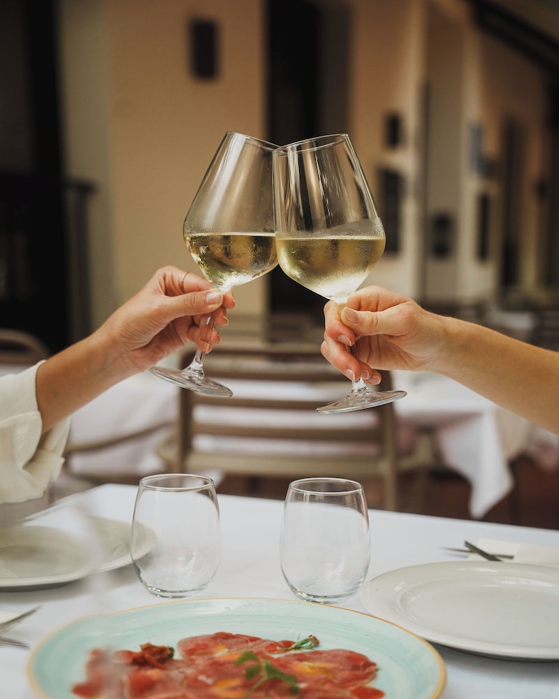 Hotel Estepona Plaza — Restaurant & bars in Estepona, Andalusia