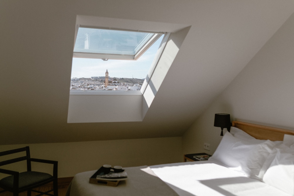 Hotel Estepona Plaza — Hotel rooms in Estepona, Andalusia
