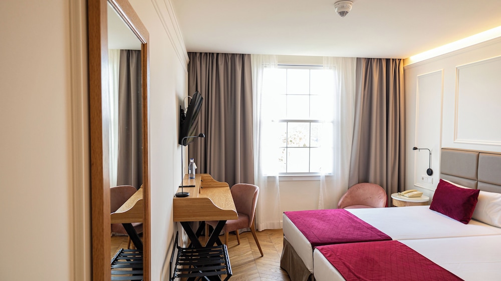 Senator Port Mahón — Hotel rooms in Mahon, Balearic Islands