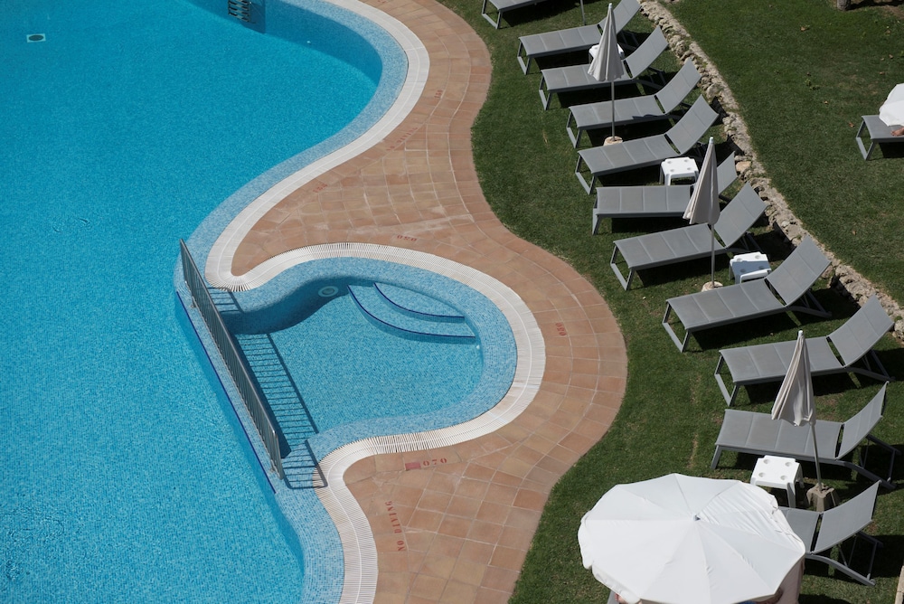 Senator Port Mahón — Swimming pool in Mahon, Balearic Islands