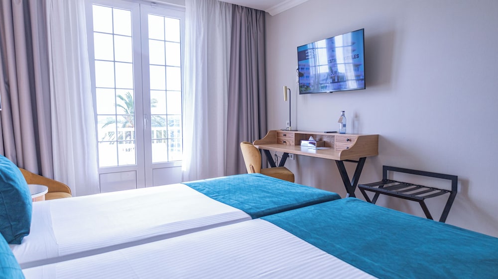 Senator Port Mahón — Hotel rooms in Mahon, Balearic Islands