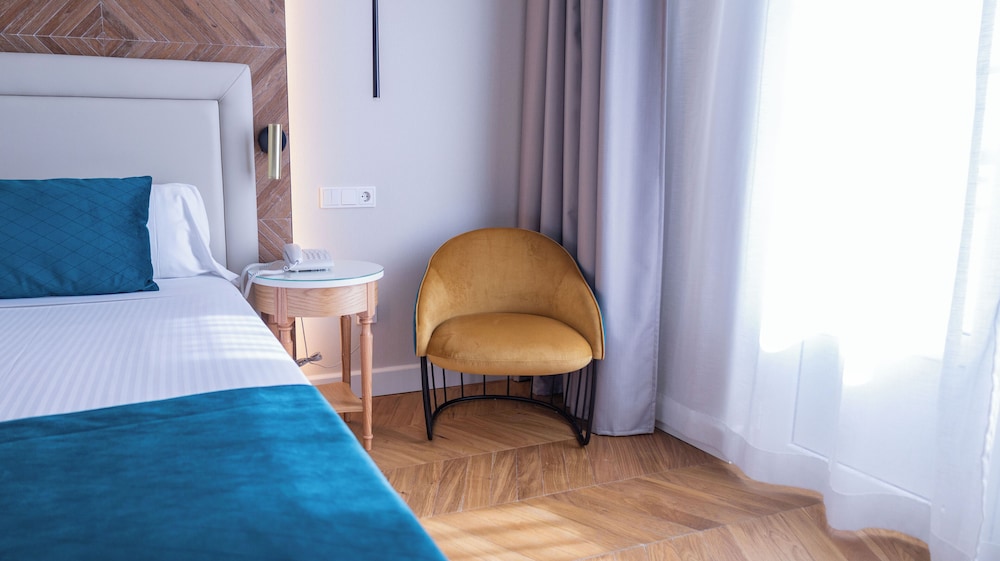 Senator Port Mahón — Hotel rooms in Mahon, Balearic Islands