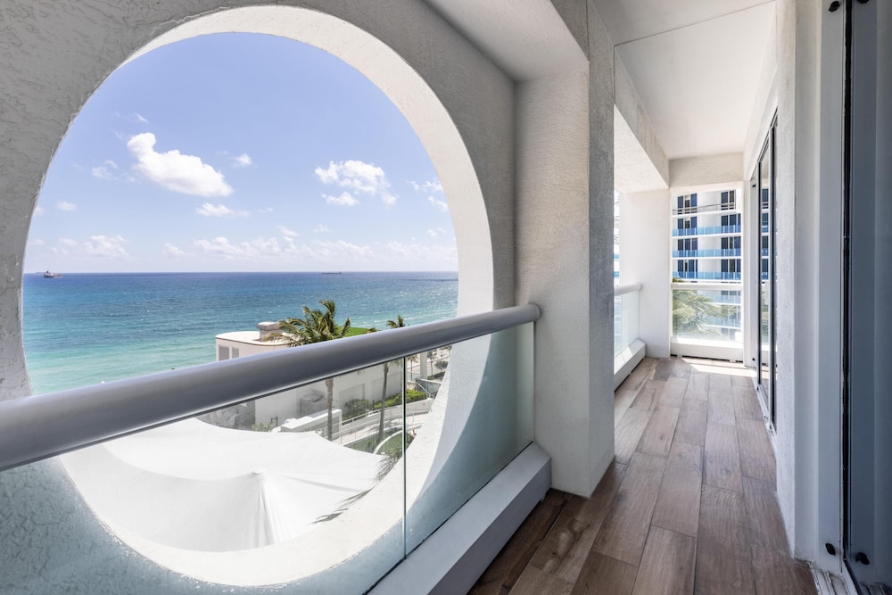 Conrad Fort Lauderdale Beach — Beach in Fort Lauderdale, Florida