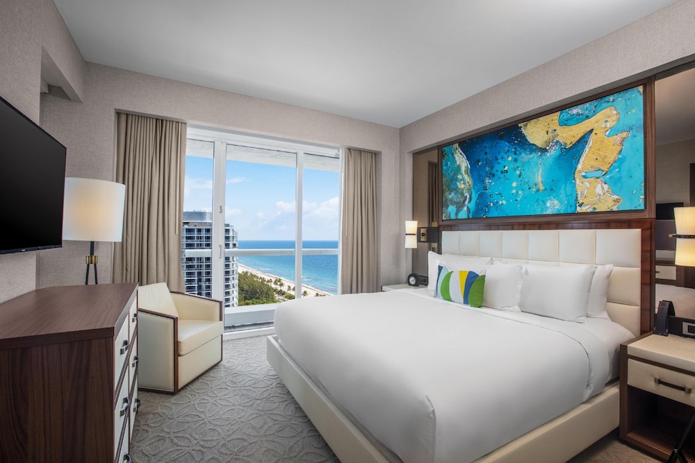 Conrad Fort Lauderdale Beach — Hotel rooms in Fort Lauderdale, Florida