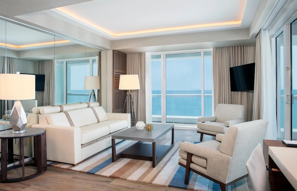 Conrad Fort Lauderdale Beach — Hotel rooms in Fort Lauderdale, Florida