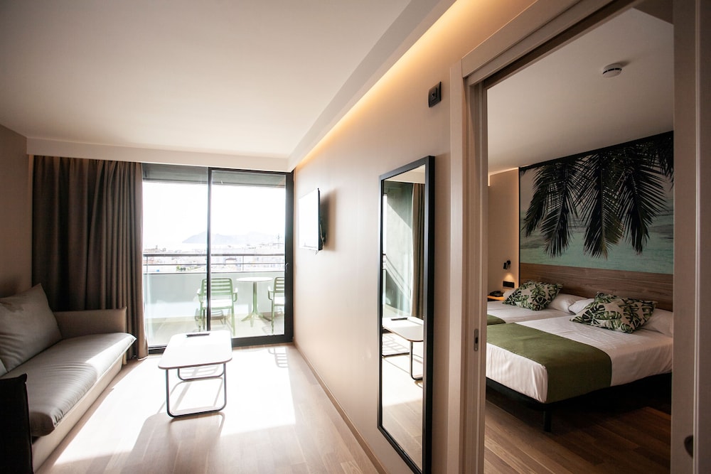 Hotel Primavera Park **** Superior — Hotel rooms in Benidorm, Valencian Community