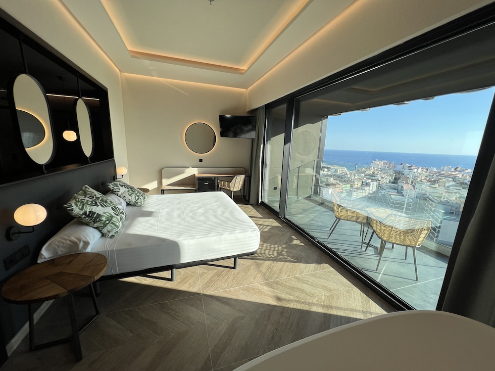 Hotel Primavera Park **** Superior — Hotel rooms in Benidorm, Valencian Community