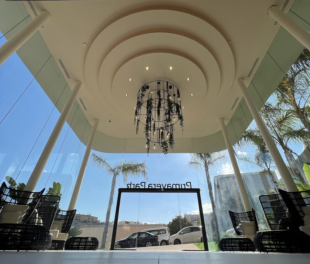 Hotel Primavera Park **** Superior — Hotel building in Benidorm, Valencian Community