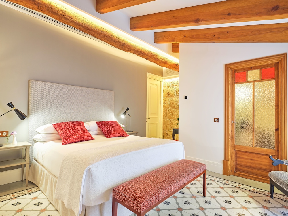 Hotel Glòria de Sant Jaume — Hotel rooms in Palma de Mallorca, Balearic Islands