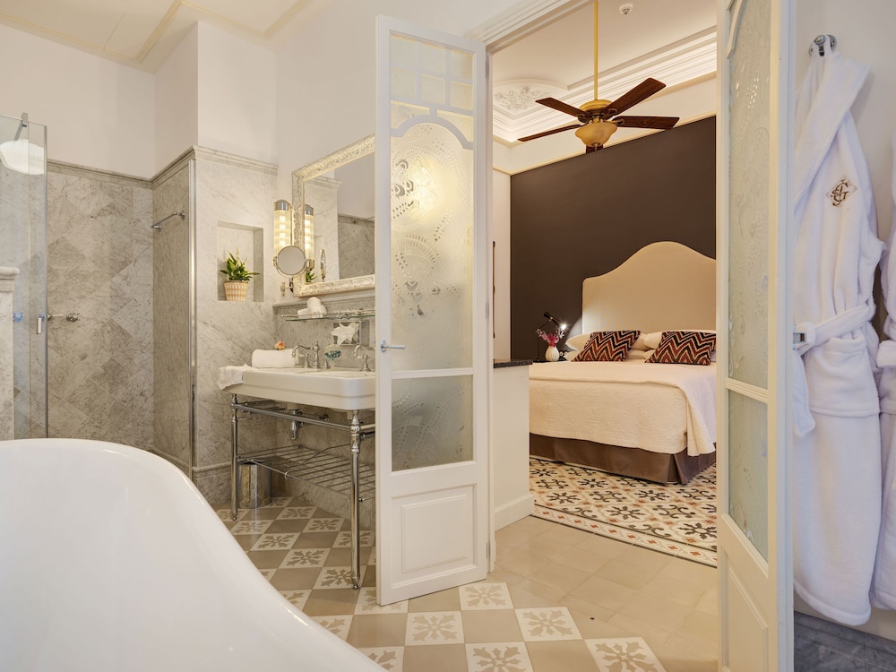 Hotel Glòria de Sant Jaume — Hotel rooms in Palma de Mallorca, Balearic Islands