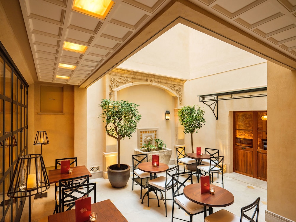 Hotel Glòria de Sant Jaume — Restaurant & bars in Palma de Mallorca, Balearic Islands