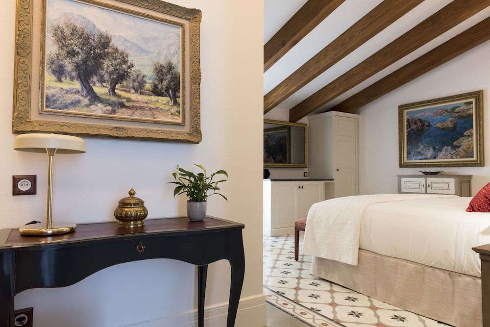 Hotel Glòria de Sant Jaume — Hotel rooms in Palma de Mallorca, Balearic Islands