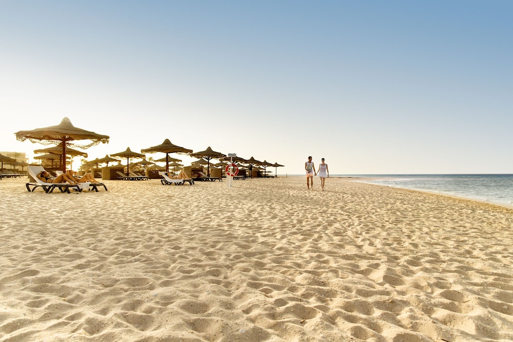 ROBINSON SOMA BAY — Beach in Soma Bay, Red Sea