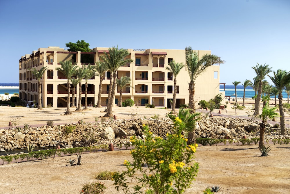ROBINSON SOMA BAY — Hotel building in Soma Bay, Red Sea