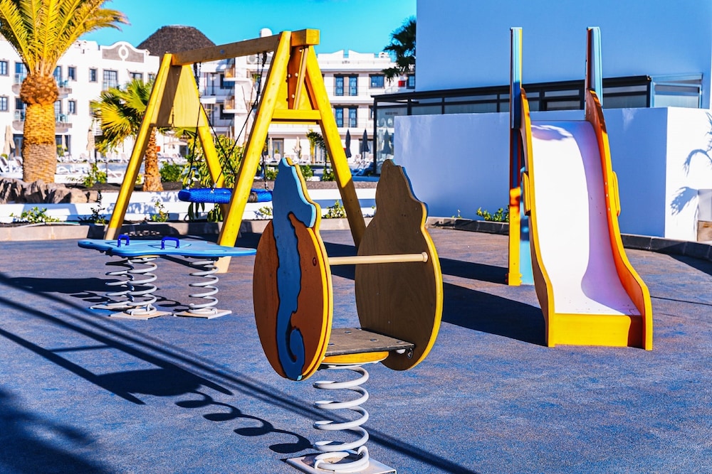 Hotel Cordial Marina Blanca — Attractions for children in Playa Blanca, Canary Islands