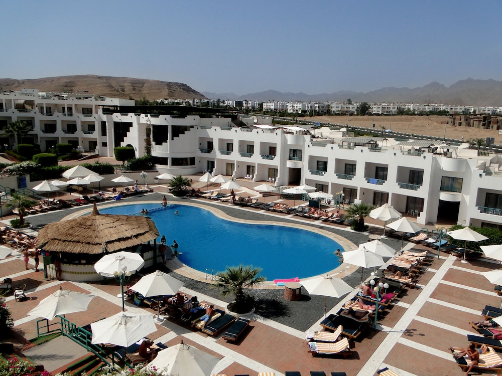 Sharm Holiday Resort — Pool in Sharm El Sheikh, Red Sea