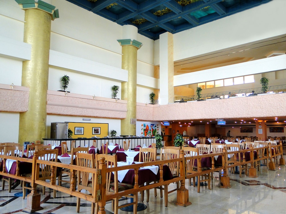 Sharm Holiday Resort — Restaurant in Sharm El Sheikh, Red Sea