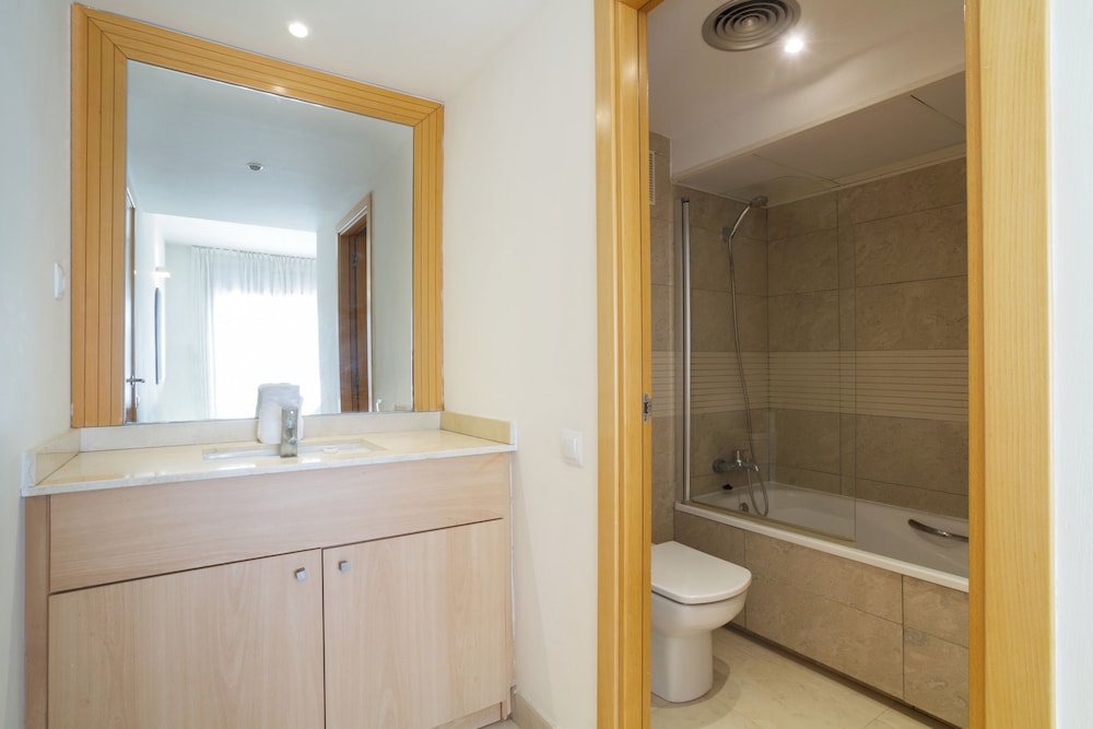 Ibersol Spa Aqquaria — Hotel rooms in Salou, Catalonia