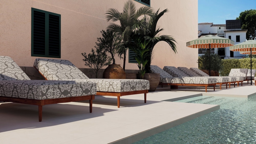 Hoposa Panorama — Swimming pool in Puerto Pollensa, Balearic Islands