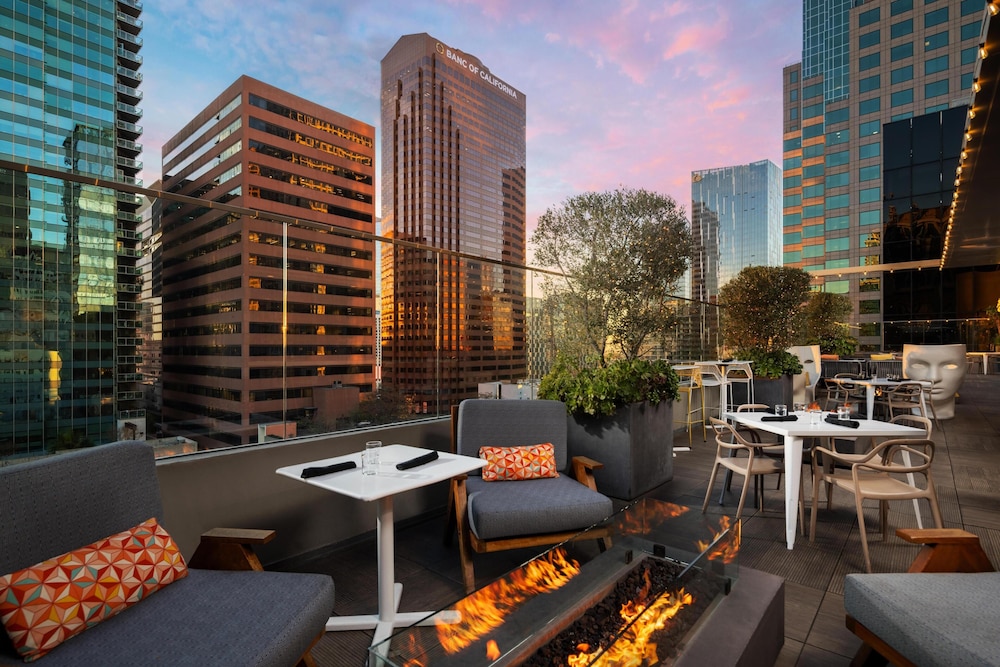 The Wayfarer Downtown LA, Tapestry Collection by Hilton — Restaurant & bars in Los Angeles, California
