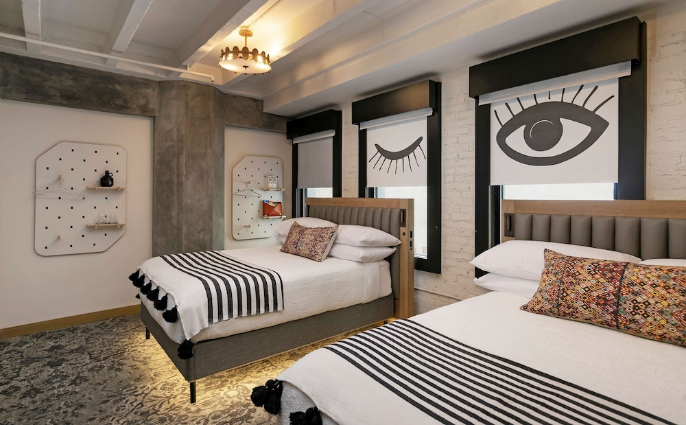 The Wayfarer Downtown LA, Tapestry Collection by Hilton — Hotel rooms in Los Angeles, California