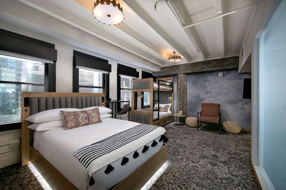 The Wayfarer Downtown LA, Tapestry Collection by Hilton — Hotel rooms in Los Angeles, California