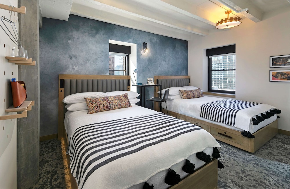 The Wayfarer Downtown LA, Tapestry Collection by Hilton — Hotel rooms in Los Angeles, California