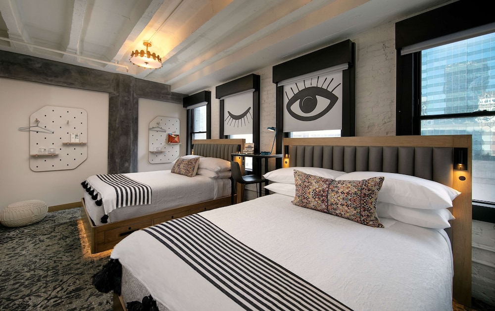 The Wayfarer Downtown LA, Tapestry Collection by Hilton — Hotel rooms in Los Angeles, California