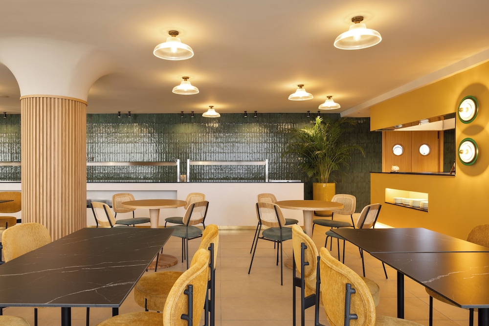 Hotel Eden Palma Playa — Restaurant & bars in Playa de Palma, Balearic Islands