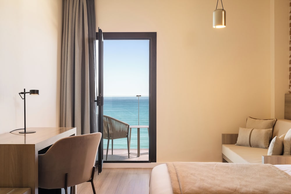 Hotel Eden Palma Playa — Hotel rooms in Playa de Palma, Balearic Islands