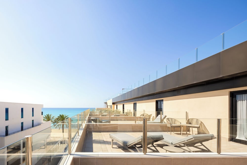 Hotel Eden Palma Playa — Hotel building in Playa de Palma, Balearic Islands