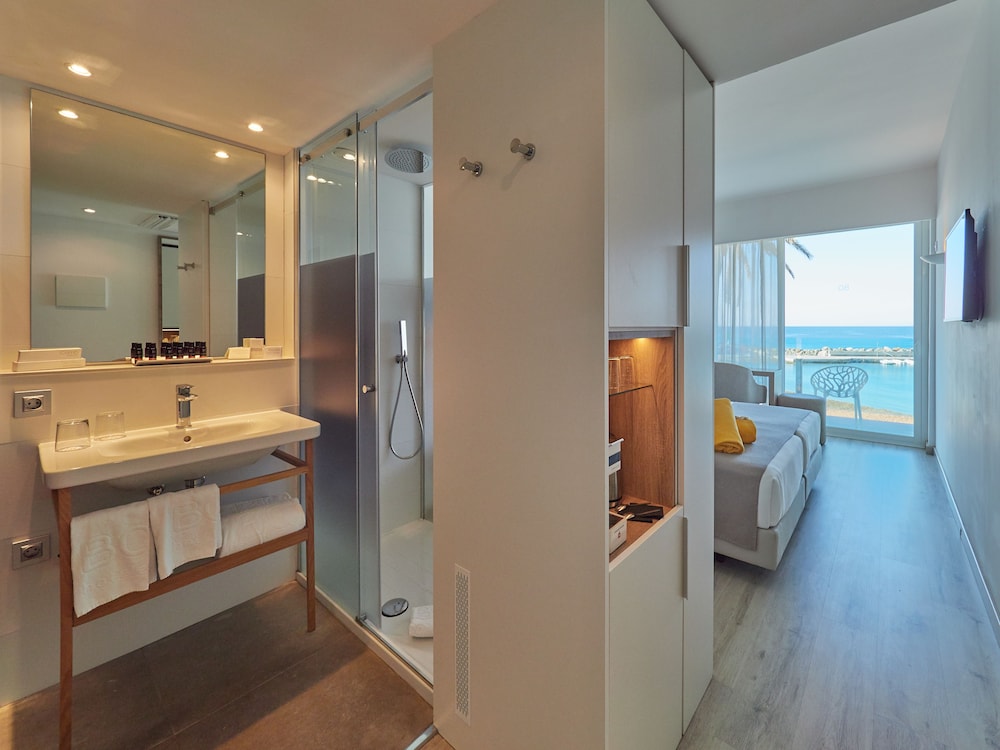 BQ Aguamarina Boutique Hotel — Hotel rooms in Playa de Palma, Balearic Islands