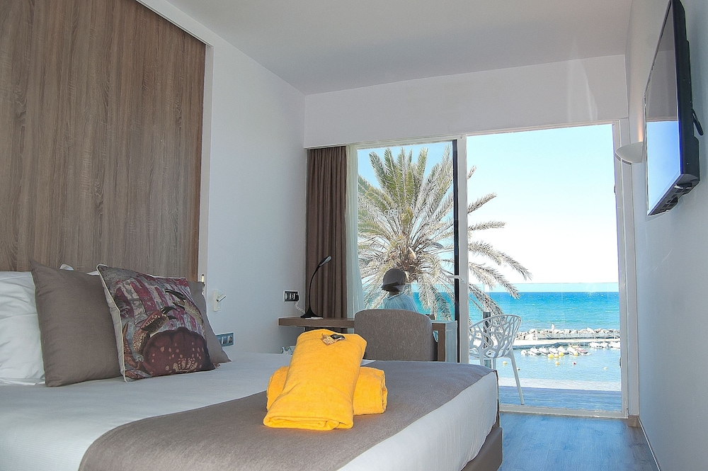 BQ Aguamarina Boutique Hotel — Hotel rooms in Playa de Palma, Balearic Islands