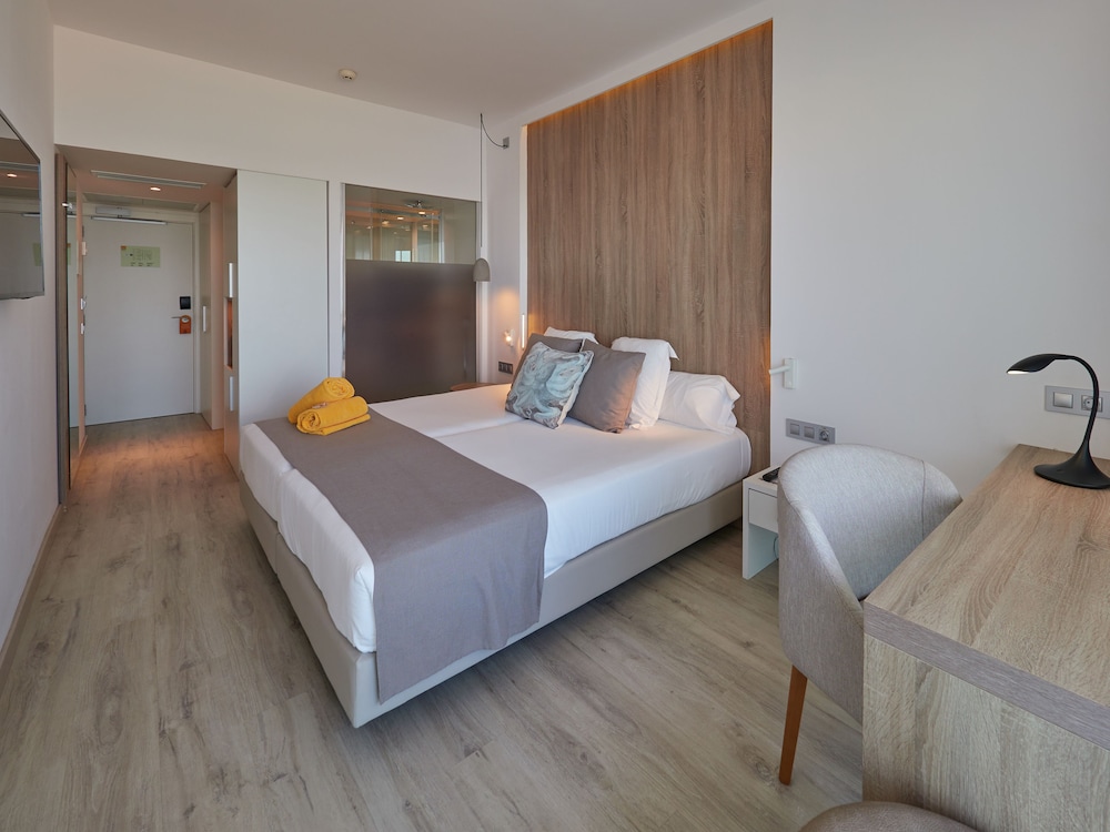 BQ Aguamarina Boutique Hotel — Hotel rooms in Playa de Palma, Balearic Islands