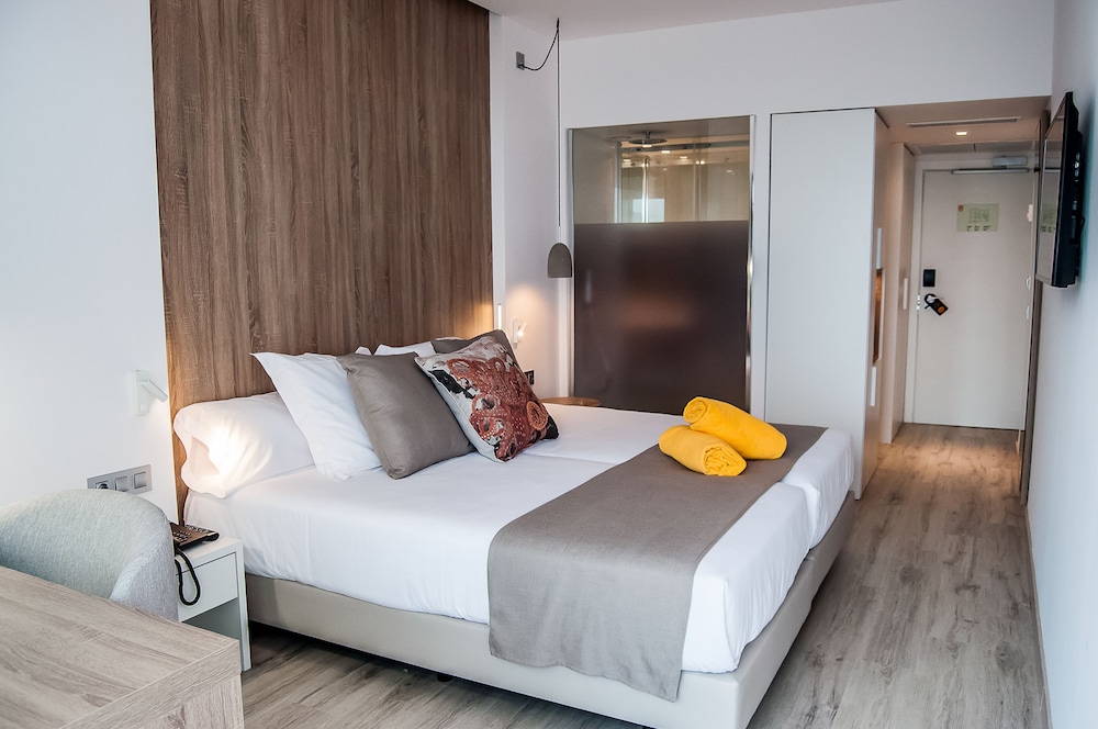 BQ Aguamarina Boutique Hotel — Hotel rooms in Playa de Palma, Balearic Islands