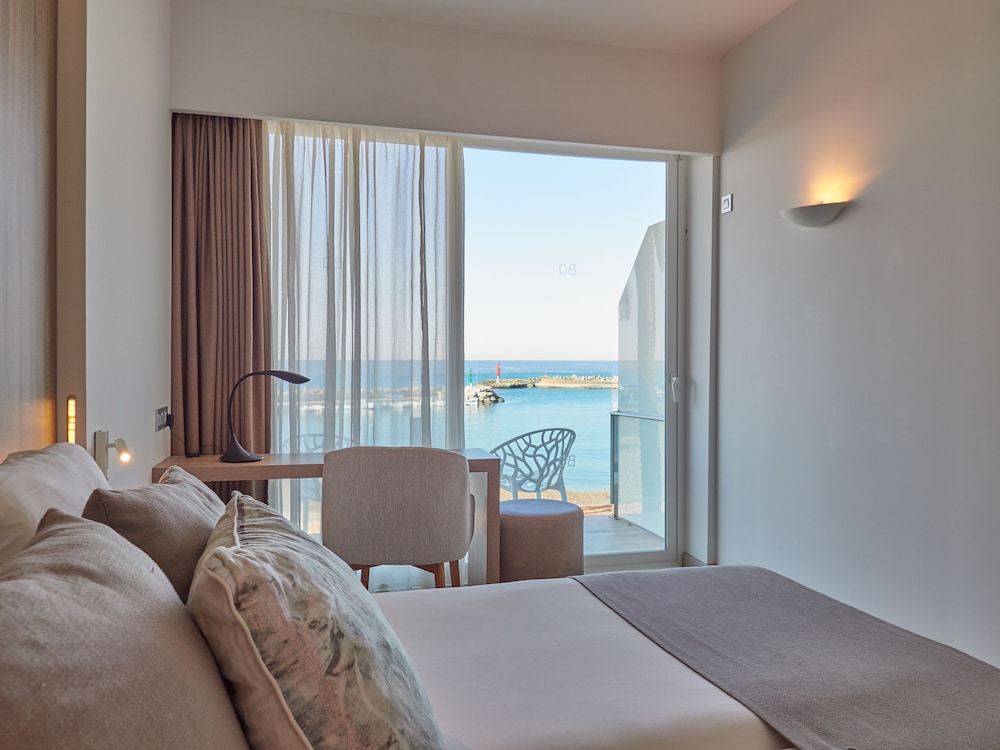 BQ Aguamarina Boutique Hotel — Hotel rooms in Playa de Palma, Balearic Islands