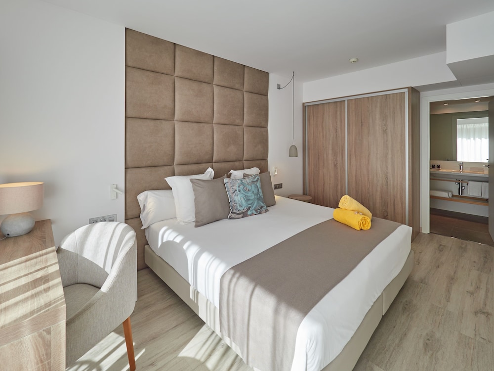 BQ Aguamarina Boutique Hotel — Hotel rooms in Playa de Palma, Balearic Islands