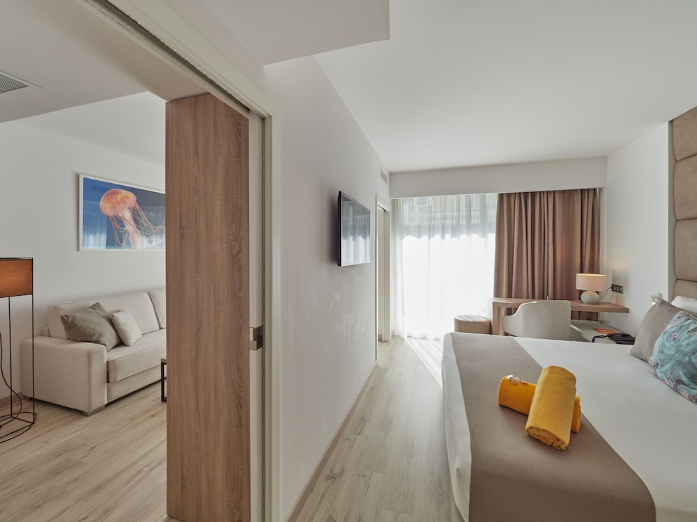 BQ Aguamarina Boutique Hotel — Hotel rooms in Playa de Palma, Balearic Islands