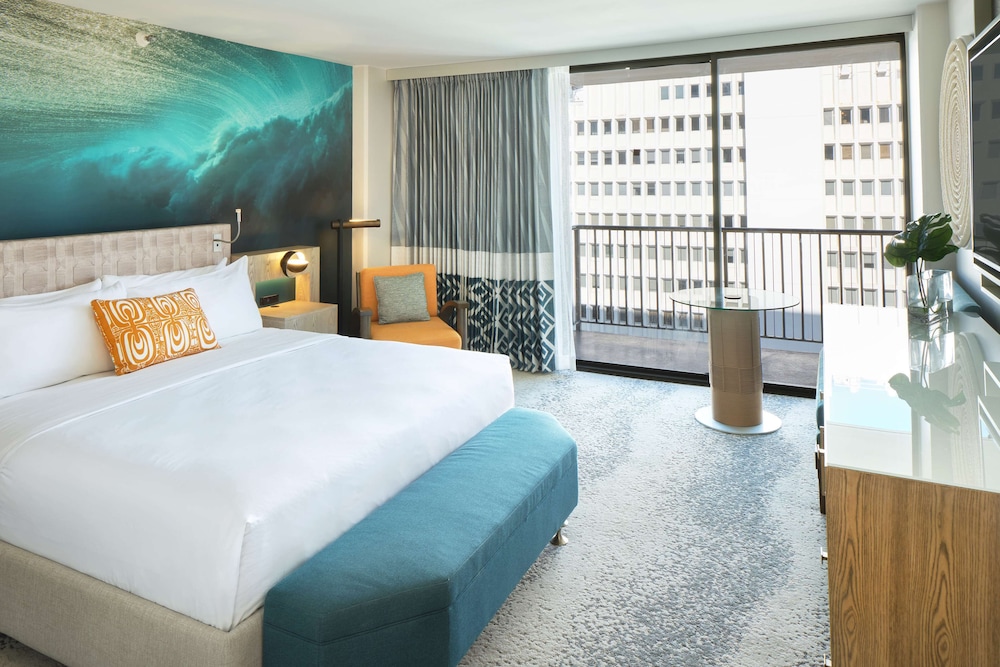 OUTRIGGER Waikiki Beachcomber Hotel — Hotel rooms in Honolulu, Hawaii