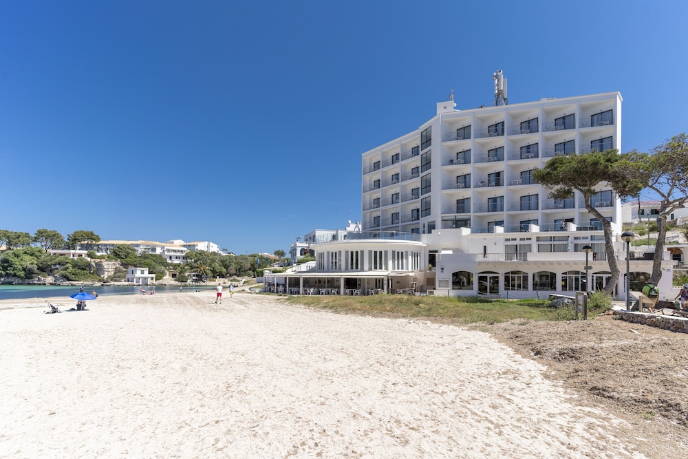 Hotel Playa Santandria - Adults Only — Beach in Santandria, Balearic Islands