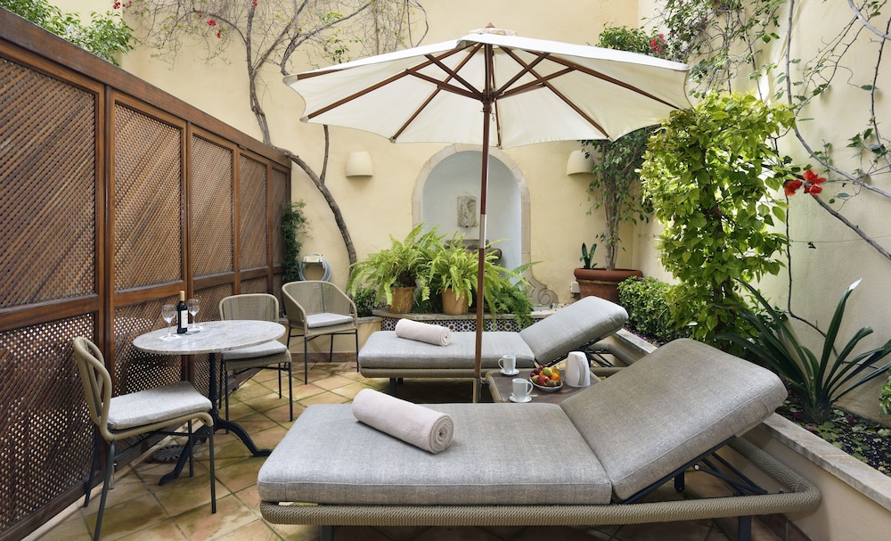 Hotel San Lorenzo - Adults Only — Hotel building in Palma de Mallorca, Balearic Islands