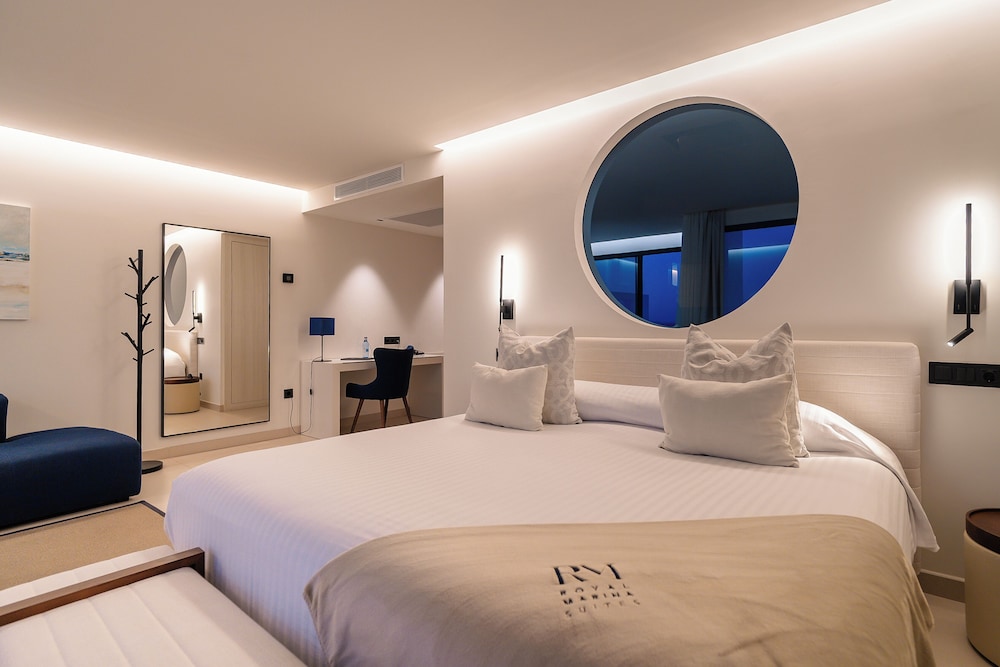 Royal Marina Suites Boutique Hotel — Hotel rooms in Puerto Calero, Canary Islands