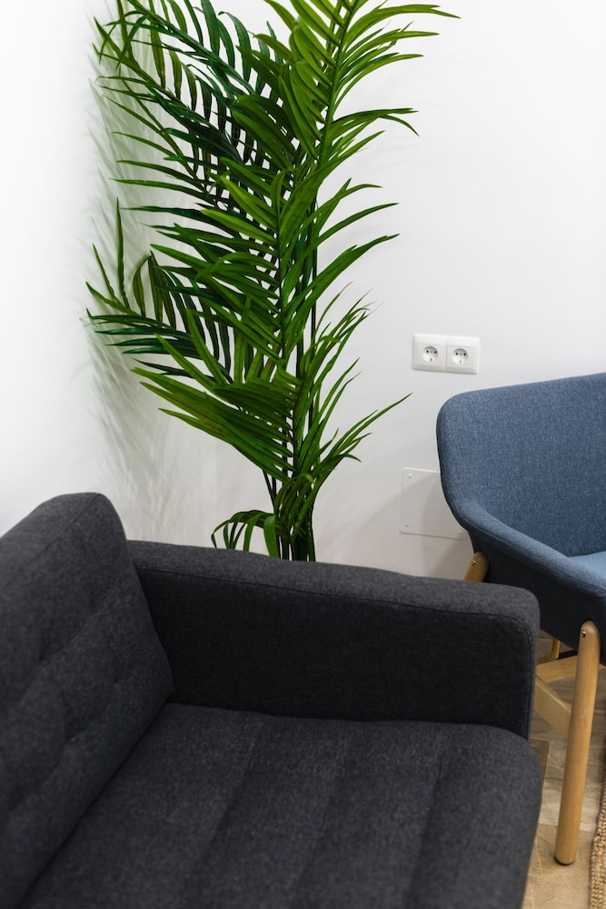Apartamentos Toboso Plaza — Hotel rooms in Nerja, Andalusia
