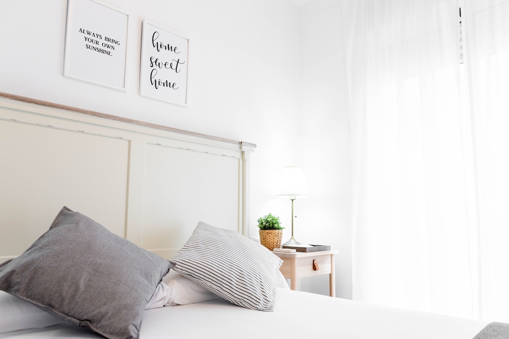 Apartamentos Toboso Plaza — Hotel rooms in Nerja, Andalusia